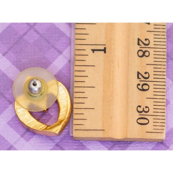 Vintage Dainty Gold Tone Heart Rhinestone Stud Earrings by Avon - V15 - Picture 2 of 2
